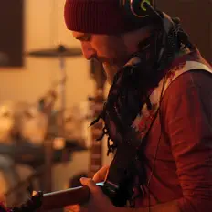 Listen to David Kira, watch music videos, read bio, see tour dates & more!