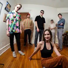 The Sips을(를) 듣고, 뮤직 비디오를 보고, 약력을 읽고, 투어 일정 등을 확인하세요!