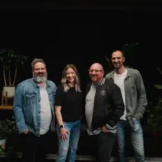 聆聽 New Heights Worship、觀看音樂影片、閱讀小傳、查看巡演日期等！