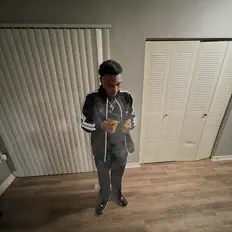 Quismoolah सुनें, म्यूज़िक वीडियो देखें, बायो पढ़ें, दौरे की तारीखें और बहुत कुछ देखें!