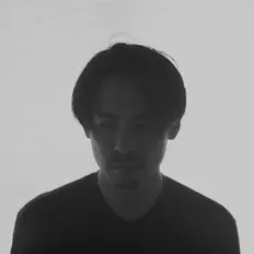 koji itoyamaを聴いたり、ミュージックビデオを鑑賞したり、経歴やツアー日程などを確認したりしましょう！
