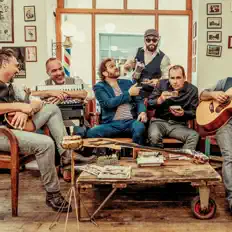 收听 I Dolci Signori、观看音乐视频、阅读小传、查看巡演日期等 ！