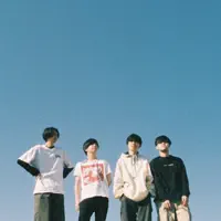 undefined dinle, müzik videolarını izle, biyografisini oku, tur tarihlerini ve daha fazlasını gör!