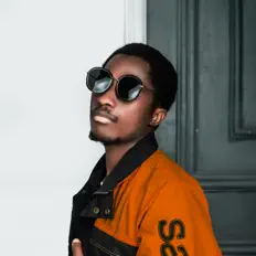 Luister naar AyeeMz, bekijk muziekvideo's, lees de bio, bekijk de tourdata, en meer!