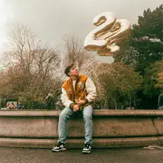 Ouça BUZA, assista a videoclipes, leia a biografia, veja as datas das turnês e mais!