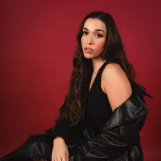 聆聽 CHARL、觀看音樂影片、閱讀小傳、查看巡演日期等！