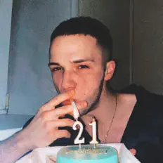 收听 damirdoma、观看音乐视频、阅读小传、查看巡演日期等 ！