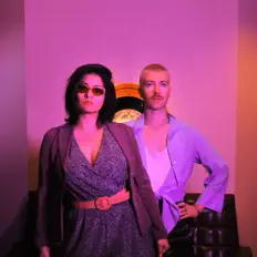 Listen to Mandarina, watch music videos, read bio, see tour dates & more!