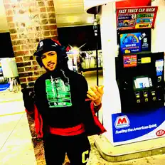 Hör dir Ball Beezy an, schau dir Musikvideos an, lies die Biografie, finde Tourdaten und mehr!