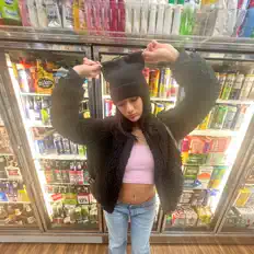 Ascolta Baby Backwood, guarda video musicali, leggi la biografia, vedi le date del tour & altro!