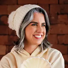 Carla Borsalli सुनें, म्यूज़िक वीडियो देखें, बायो पढ़ें, दौरे की तारीखें और बहुत कुछ देखें!
