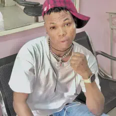 Escucha a Beefrosh, mira videos musicales, lee su biografía, consulta las fechas de las gira y más.