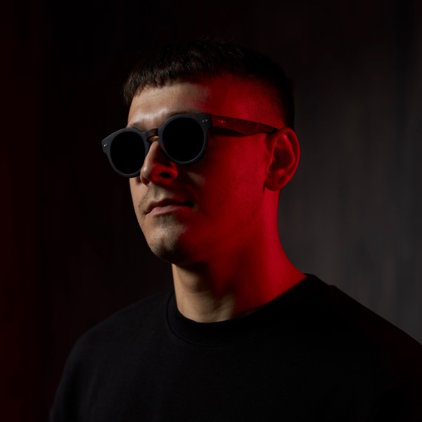 Antonio Romano's avatar