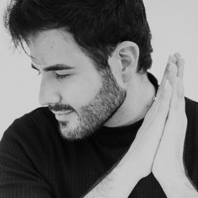 Listen to Juan José Alba, watch music videos, read bio, see tour dates & more!
