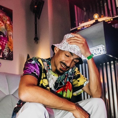 Listen to Mr. StarZ, watch music videos, read bio, see tour dates & more!