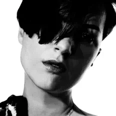 收听 Yana Mann、观看音乐视频、阅读小传、查看巡演日期等 ！