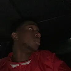 Hör dir Jon Kush an, schau dir Musikvideos an, lies die Biografie, finde Tourdaten und mehr!