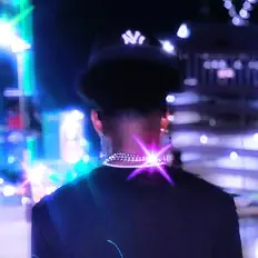 聆聽 ibi beats、觀看音樂影片、閱讀小傳、查看巡演日期等！