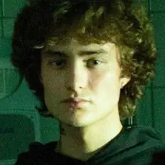 收听 plxntkid、观看音乐视频、阅读小传、查看巡演日期等 ！