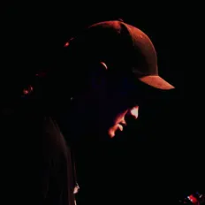 Listen to 皓雲, watch music videos, read bio, see tour dates & more!