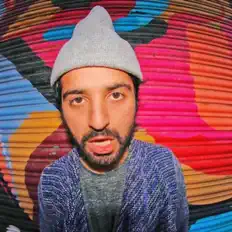 收听 Shumaq、观看音乐视频、阅读小传、查看巡演日期等 ！