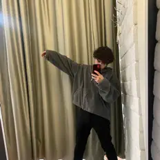 Posłuchaj wykonawcy NightKidEnvy, obejrzyj teledyski, przeczytaj biografię, zobacz daty tras koncertowych i nie tylko!