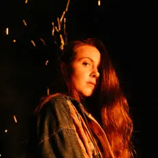 收听 Karolan Boily、观看音乐视频、阅读小传、查看巡演日期等 ！
