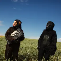 Ascolta Nomdecode Spartacus, guarda video musicali, leggi la biografia, vedi le date del tour & altro!