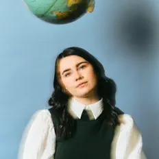 Listen to Linda Elys, watch music videos, read bio, see tour dates & more!