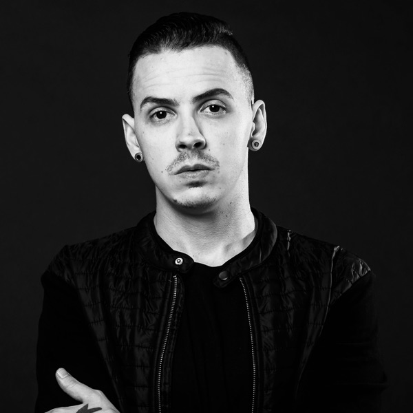 Henrell's avatar