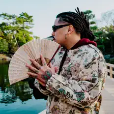Listen to Tee, watch music videos, read bio, see tour dates & more!