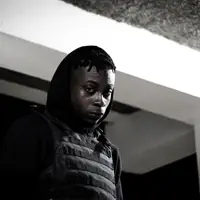 Ascolta undefined, guarda video musicali, leggi la biografia, vedi le date del tour & altro!