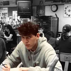 AJ Lutti सुनें, म्यूज़िक वीडियो देखें, बायो पढ़ें, दौरे की तारीखें और बहुत कुछ देखें!