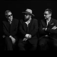 Listen to Fun Lovin' Criminals, watch music videos, read bio, see tour dates & more!