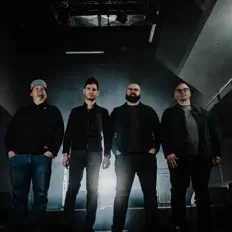 Posłuchaj wykonawcy The Transcendents, obejrzyj teledyski, przeczytaj biografię, zobacz daty tras koncertowych i nie tylko!