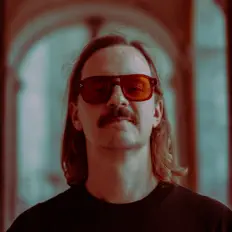 Listen to Chris Bullock, watch music videos, read bio, see tour dates & more!