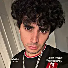 收听 Jonno Jabes、观看音乐视频、阅读小传、查看巡演日期等 ！