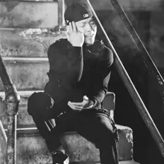 Listen to Aaron Le, watch music videos, read bio, see tour dates & more!