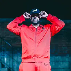 Ouça LOAD B, assista a videoclipes, leia a biografia, veja as datas das turnês e mais!