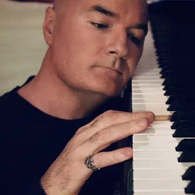 Listen to Seamus Kearney, watch music videos, read bio, see tour dates & more!