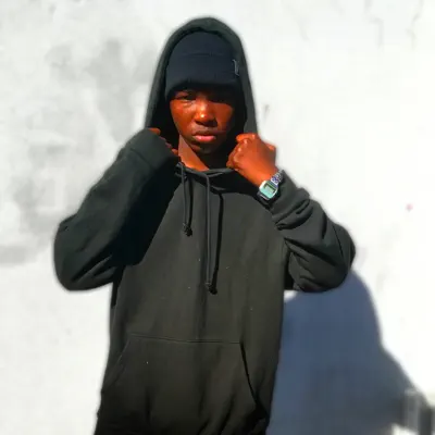 Listen to Gwaupo Woo, watch music videos, read bio, see tour dates & more!