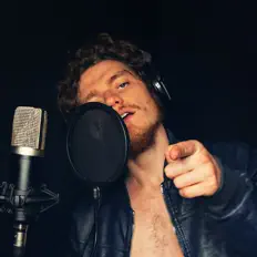 Escucha a Aaron Sawyer, mira videos musicales, lee su biografía, consulta las fechas de las gira y más.
