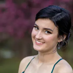 Luister naar Isabella Beaver, bekijk muziekvideo's, lees de bio, bekijk de tourdata, en meer!