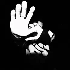 Ακούστε περιεχόμενο από Seventeen Loaded, παρακολουθήστε μουσικά βίντεο, διαβάστε το βιογραφικό, δείτε ημερομηνίες περιοδείας, και πολλά ακόμη!