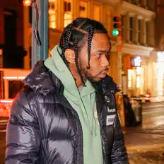 聆聽 PAIDINFULL、觀看音樂影片、閱讀小傳、查看巡演日期等！