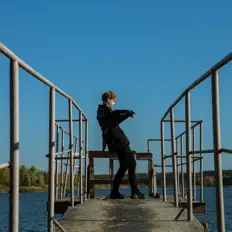 Poslechněte si interpreta PЯ!NCA, sledujte hudební videa, přečtěte si životopis, podívejte se na data turné a další informace.