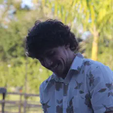 Escucha a Schloob, mira videos musicales, lee su biografía, consulta las fechas de las gira y más.