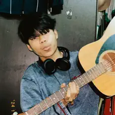 Dengarkan Mepooh!, tonton video musik, baca bio, lihat tanggal tur & lainnya!