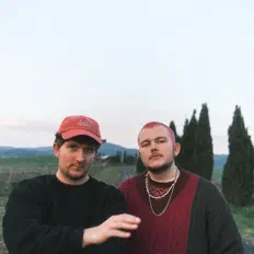 Escucha a Ottolien, mira videos musicales, lee su biografía, consulta las fechas de las gira y más.