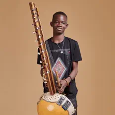 Gambian Childを聴いたり、ミュージックビデオを鑑賞したり、経歴やツアー日程などを確認したりしましょう！